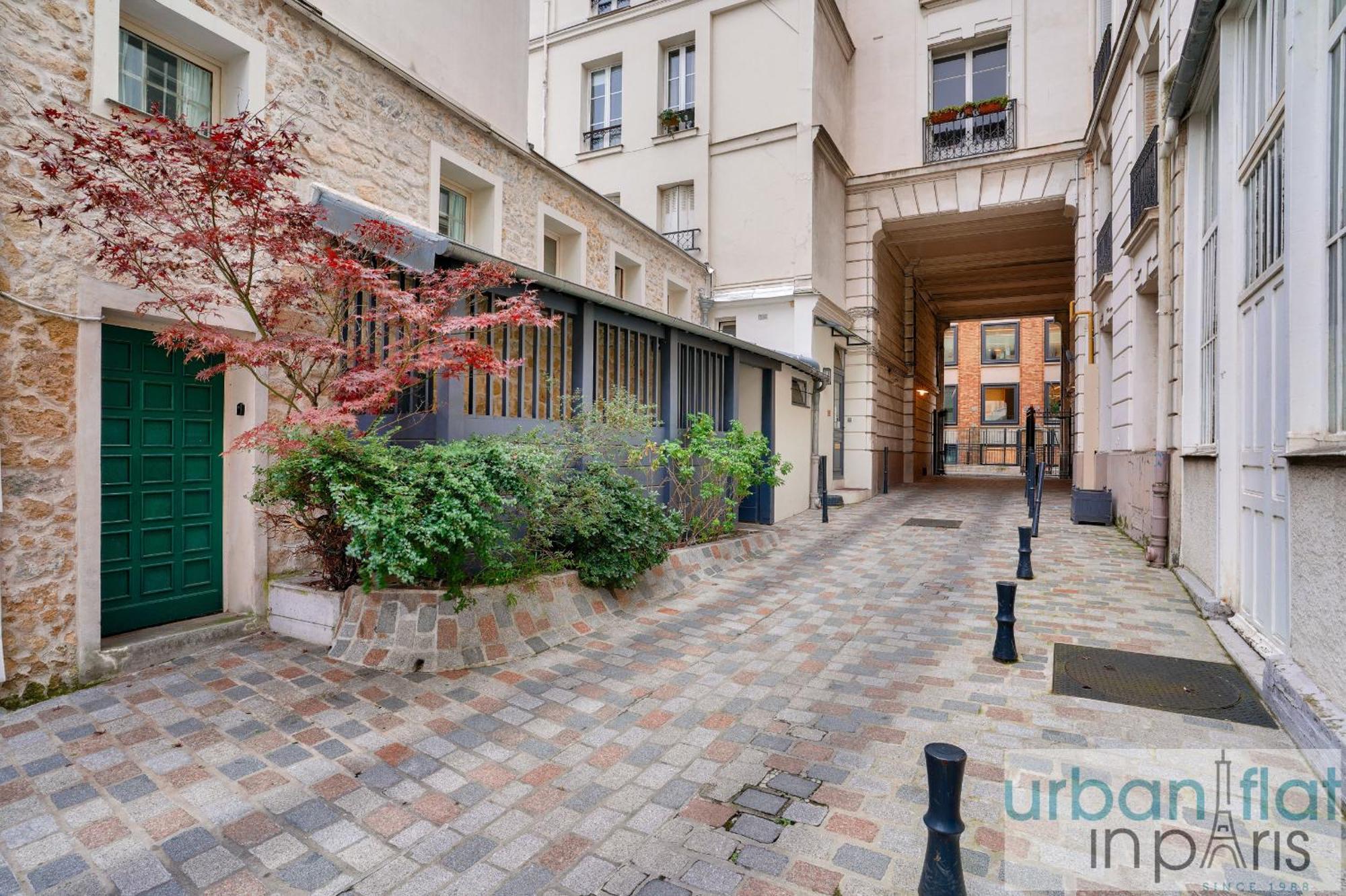 33 - Flat Av Des Champs-Elysees Παρίσι Εξωτερικό φωτογραφία