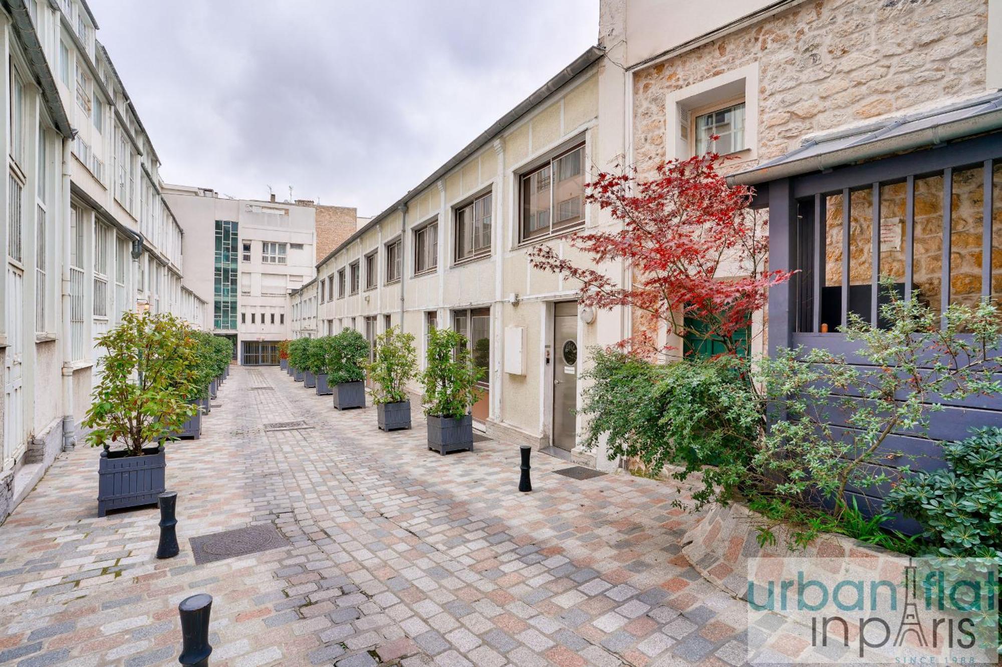 33 - Flat Av Des Champs-Elysees Παρίσι Εξωτερικό φωτογραφία