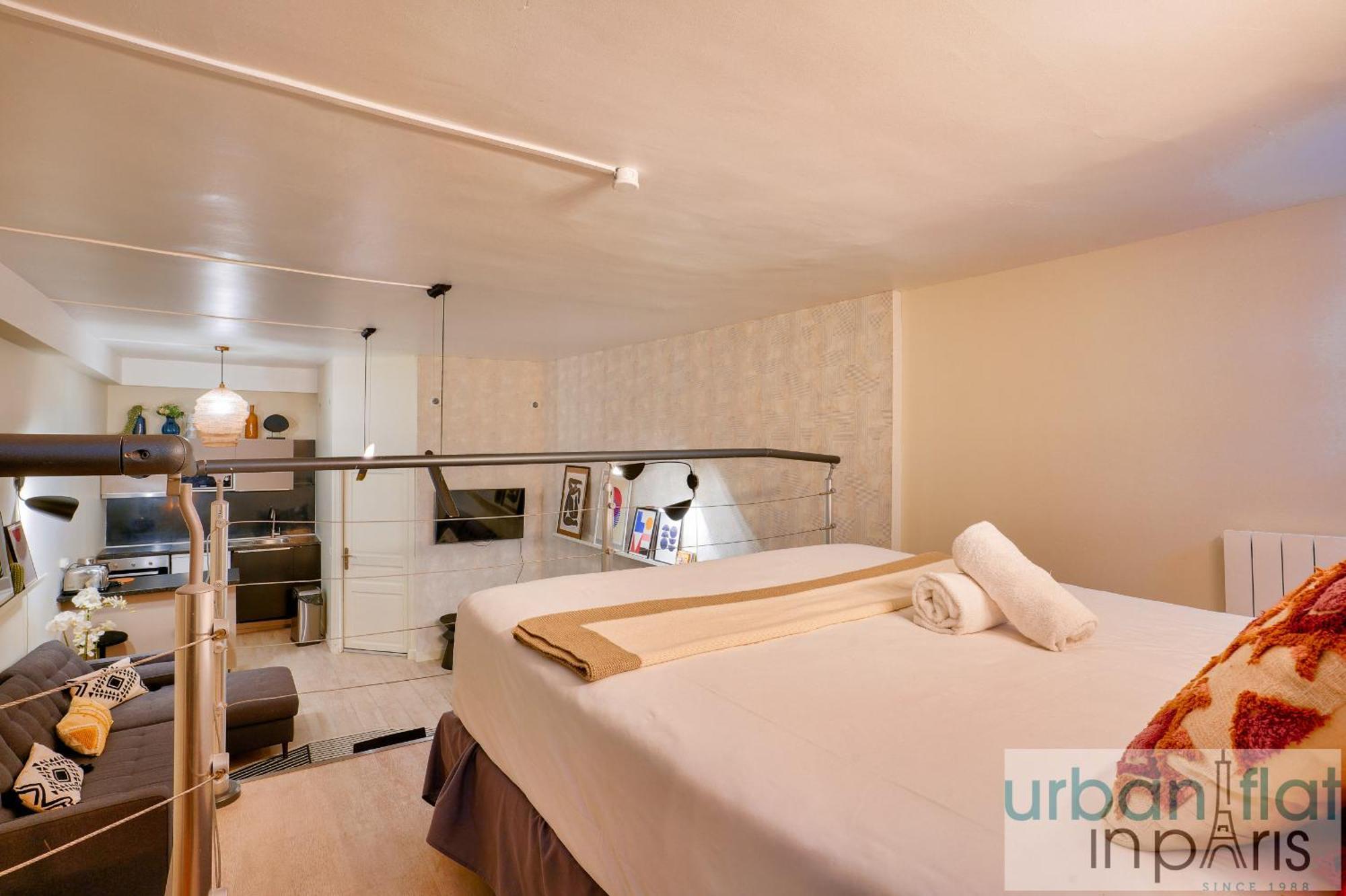 33 - Flat Av Des Champs-Elysees Παρίσι Εξωτερικό φωτογραφία